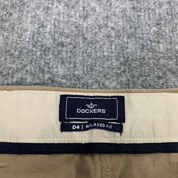 Dockers Pants Mens 38 Khaki Stone Cotton D4 Relaxed Fit True Chino Flat Front - Picture 3 of 11
